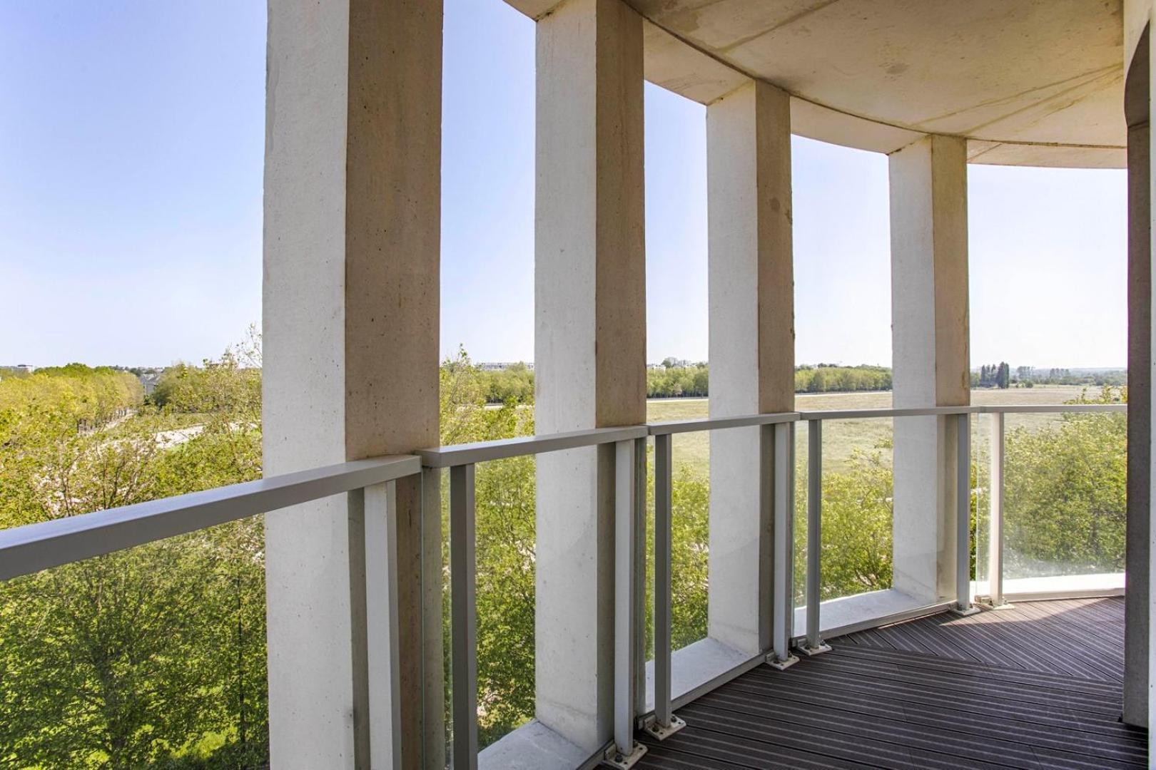 Panoramic Unique View & Private Parking Apartment *